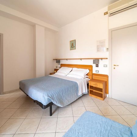 Hotel Casadei Fano Bagian luar foto