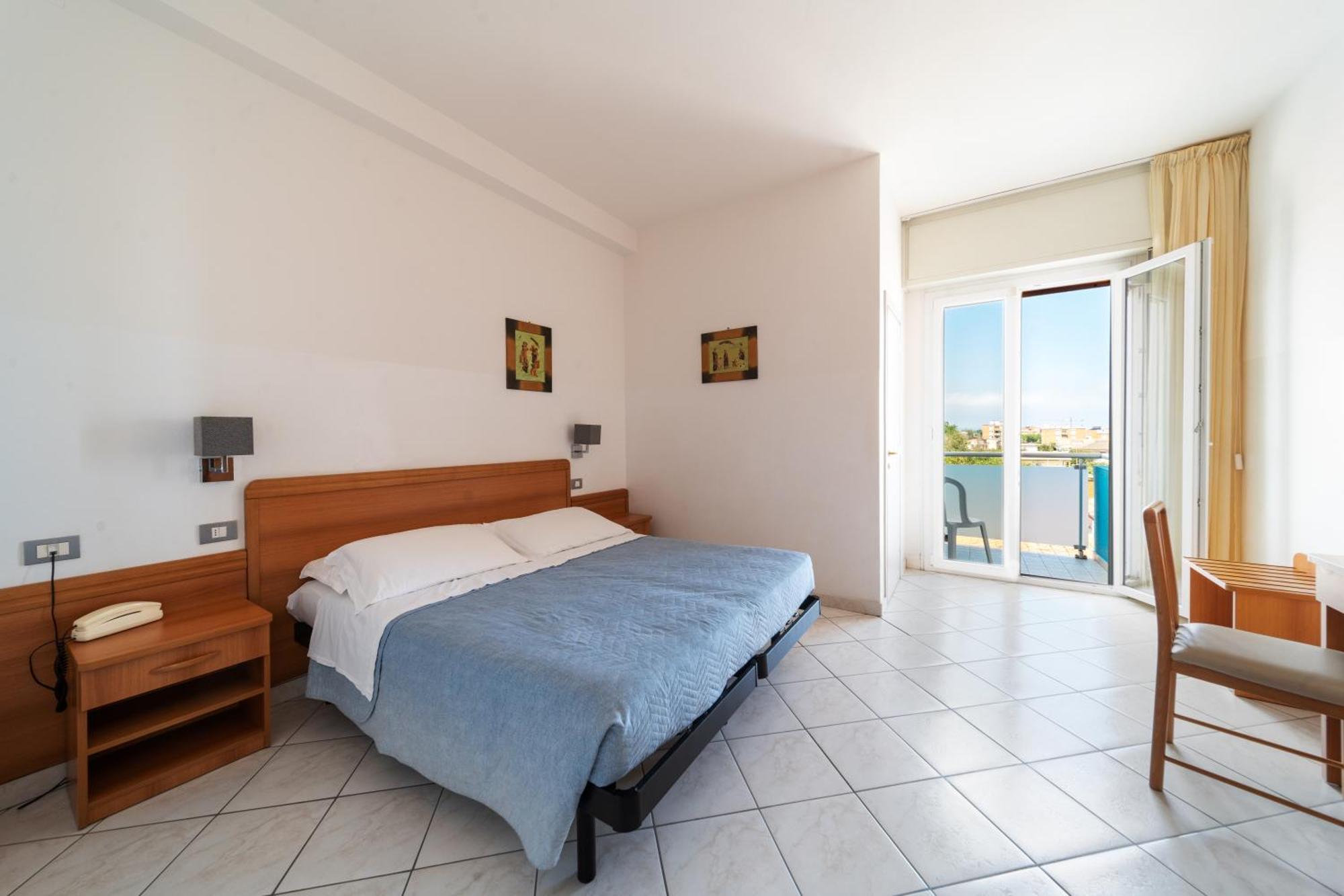 Hotel Casadei Fano Bagian luar foto