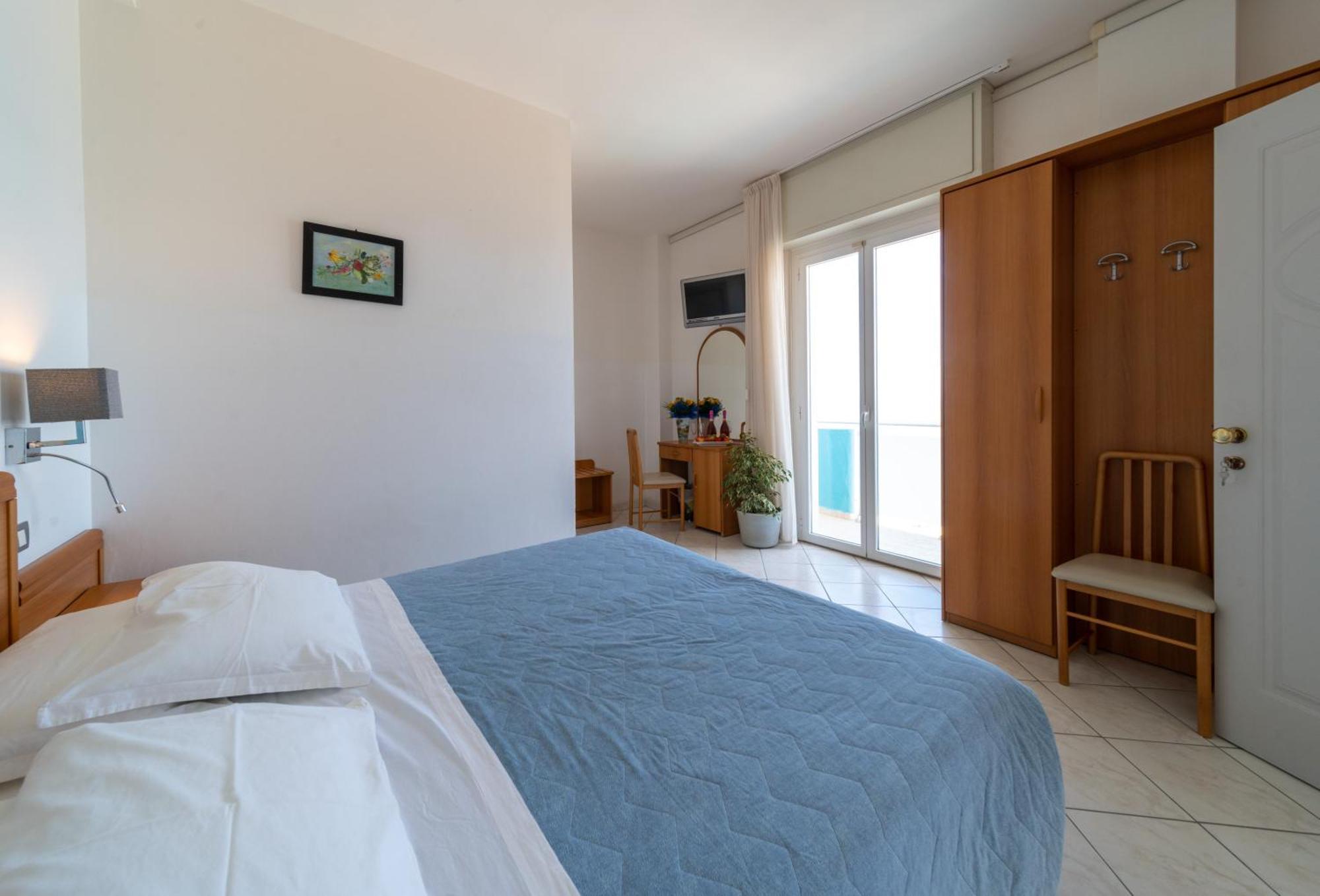 Hotel Casadei Fano Bagian luar foto