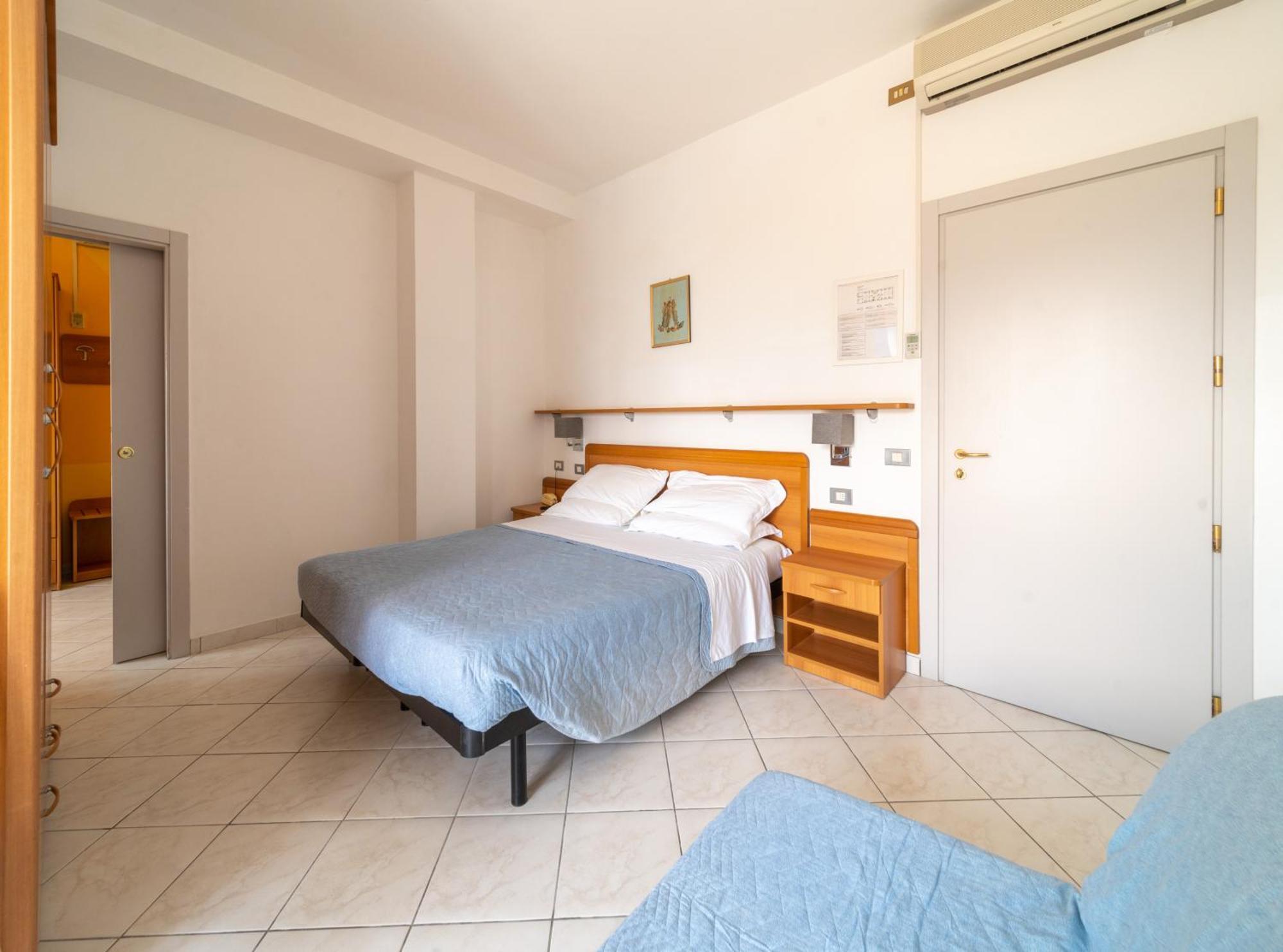 Hotel Casadei Fano Bagian luar foto