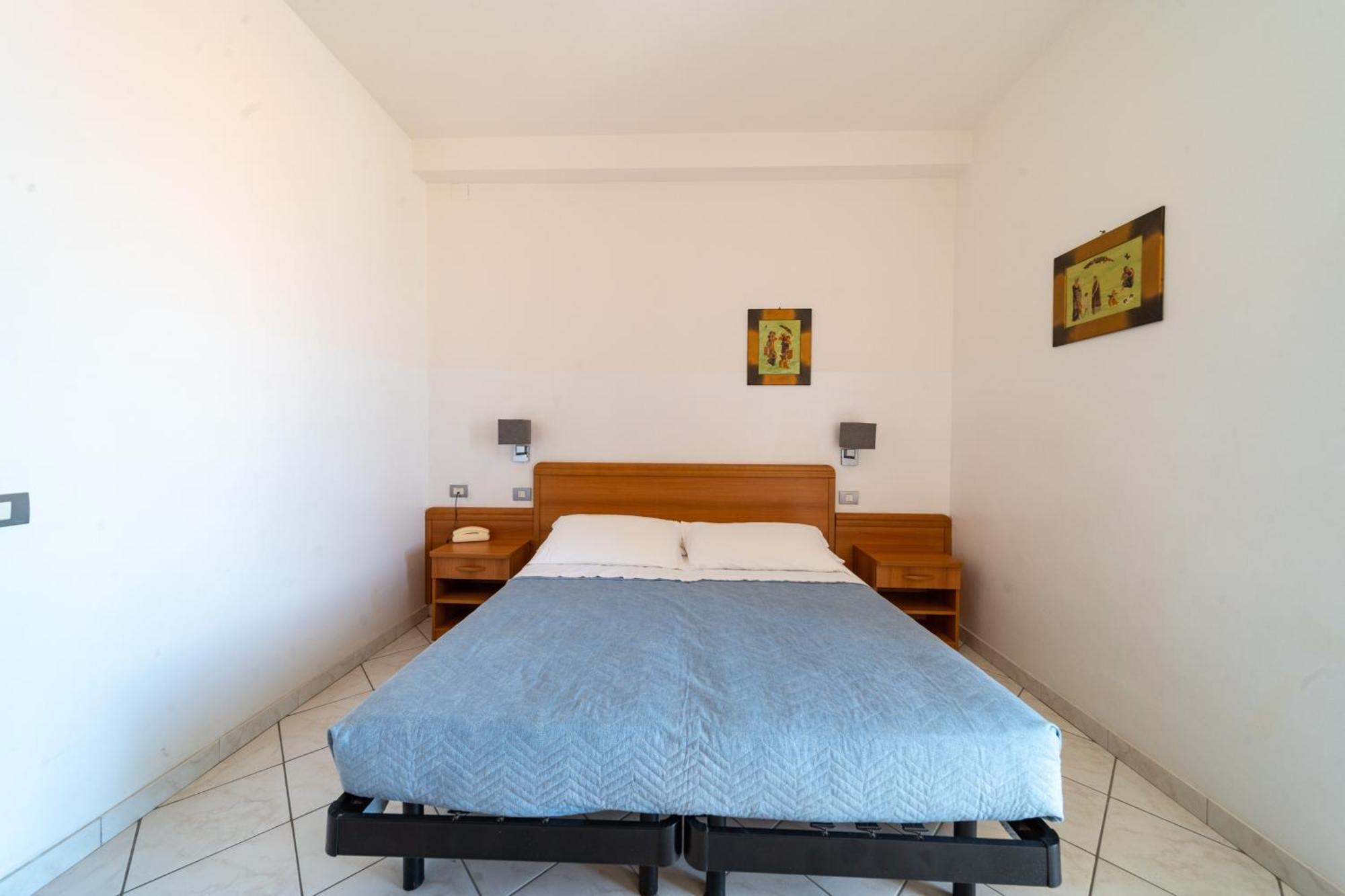 Hotel Casadei Fano Bagian luar foto